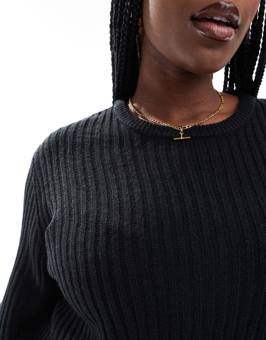 ASOS DESIGN Curve ribbed crew neck sweater in black Product Image