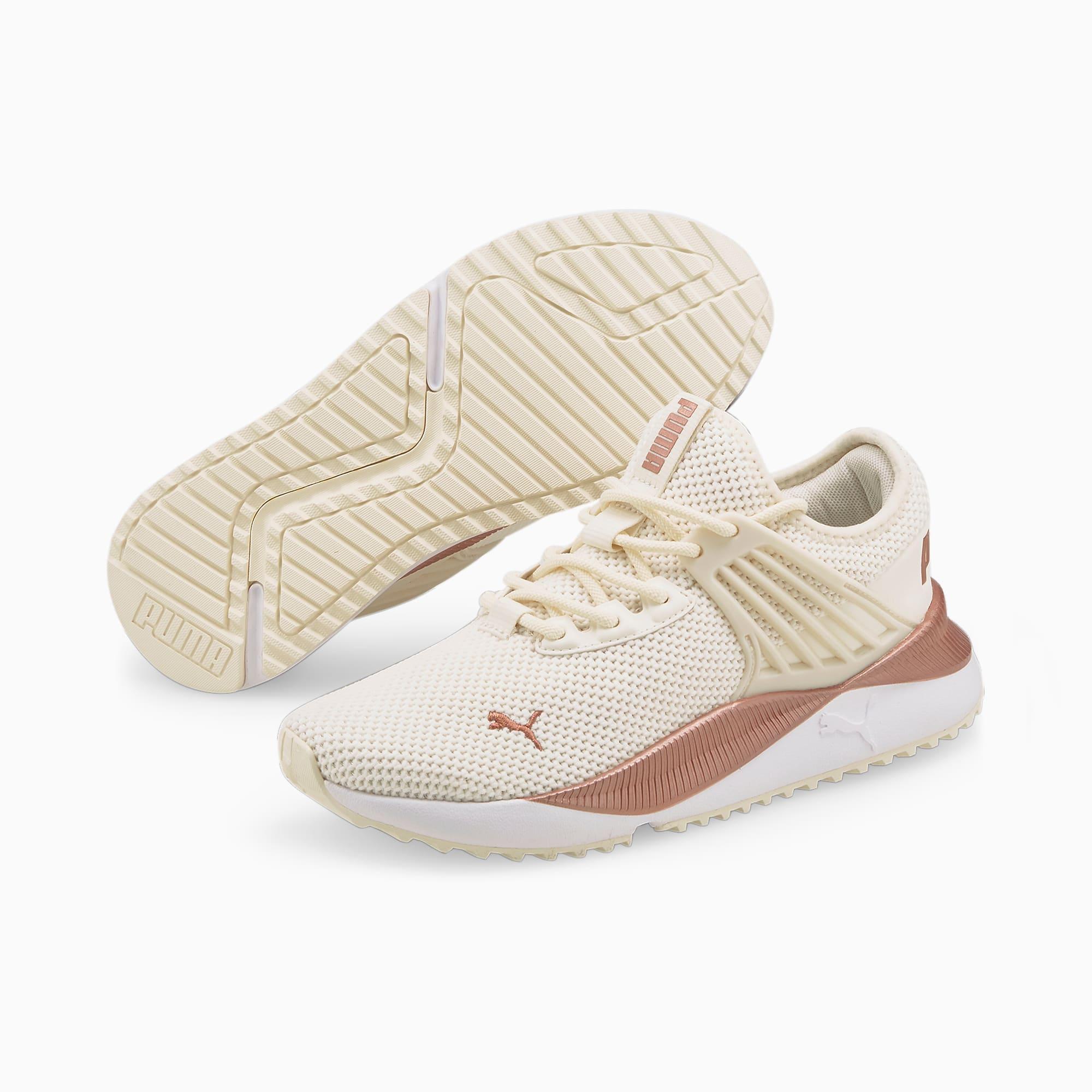 Pacer Future Lux Women's Sneakers Product Image