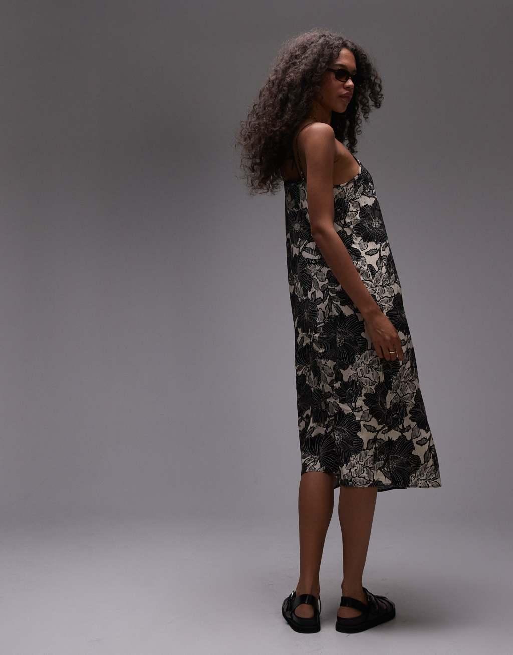 Topshop button down cami knee length dress in mono floral Product Image