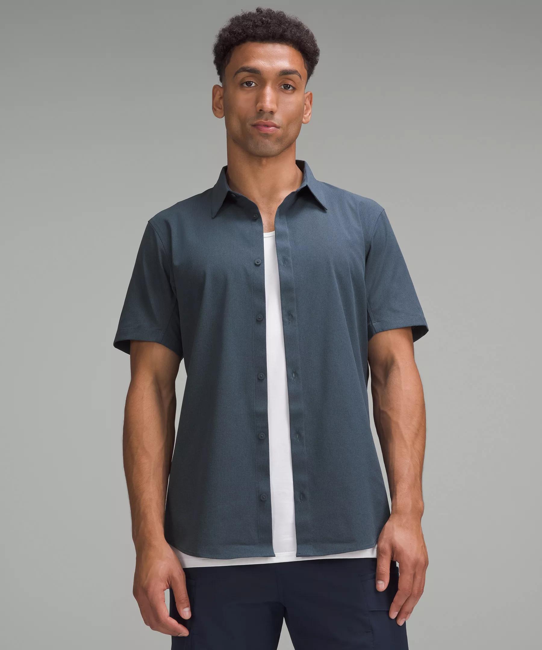 Airing Easy Short-Sleeve Shirt Product Image