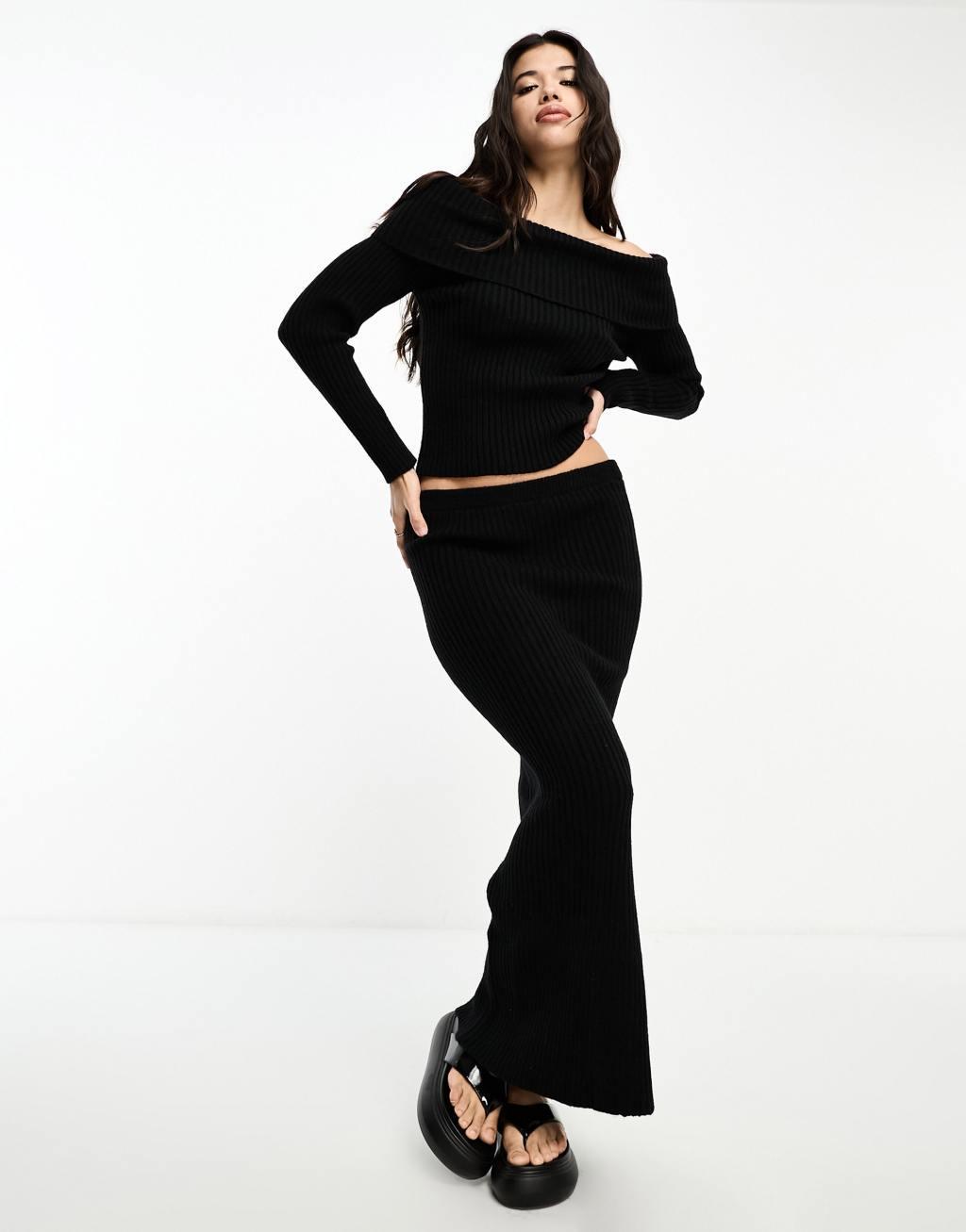 Kaiia knitted maxi side split skirt in black - part of a set Product Image