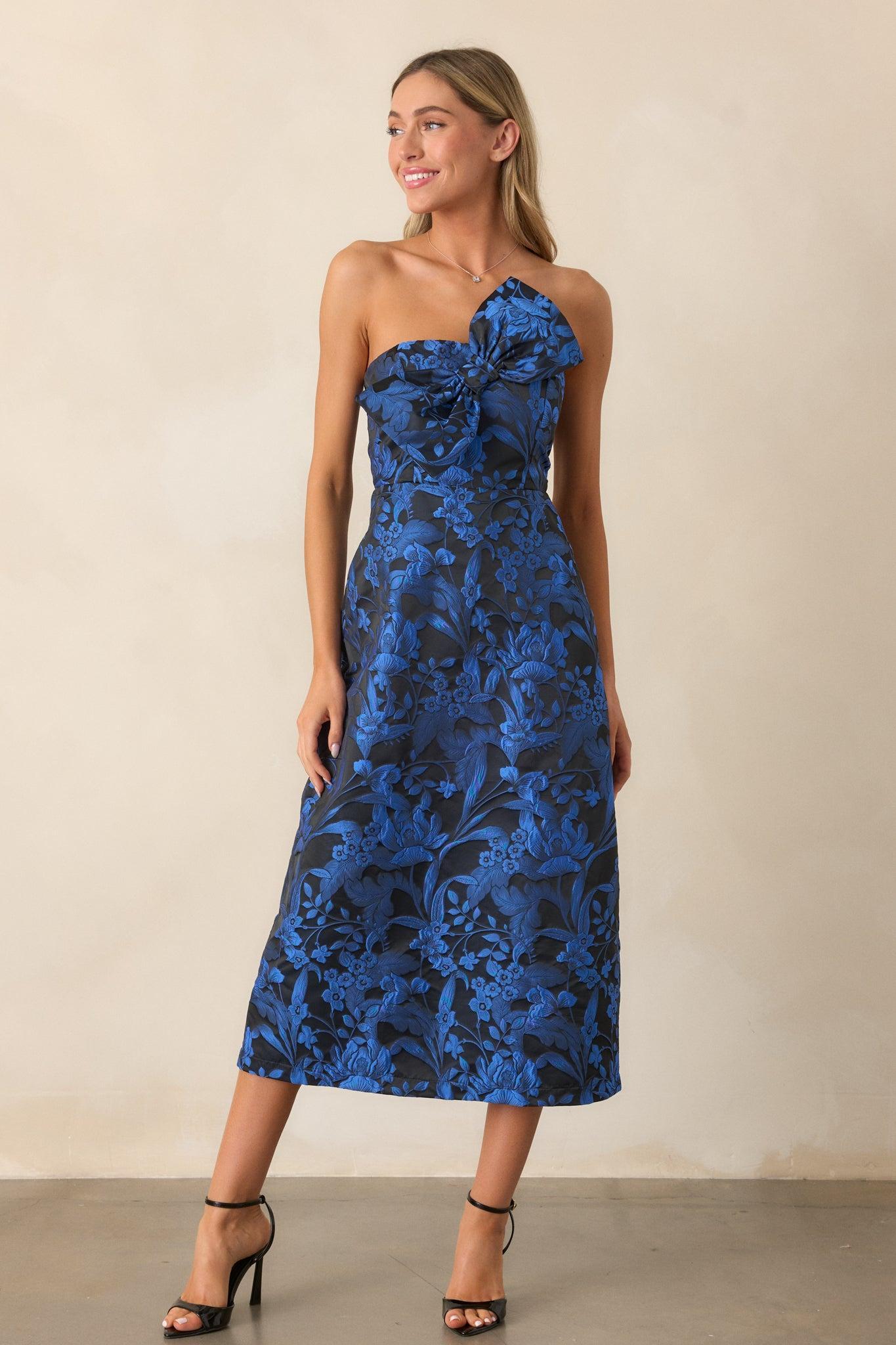 You're Electric Midnight Blue Jacquard Strapless Midi Dress Product Image