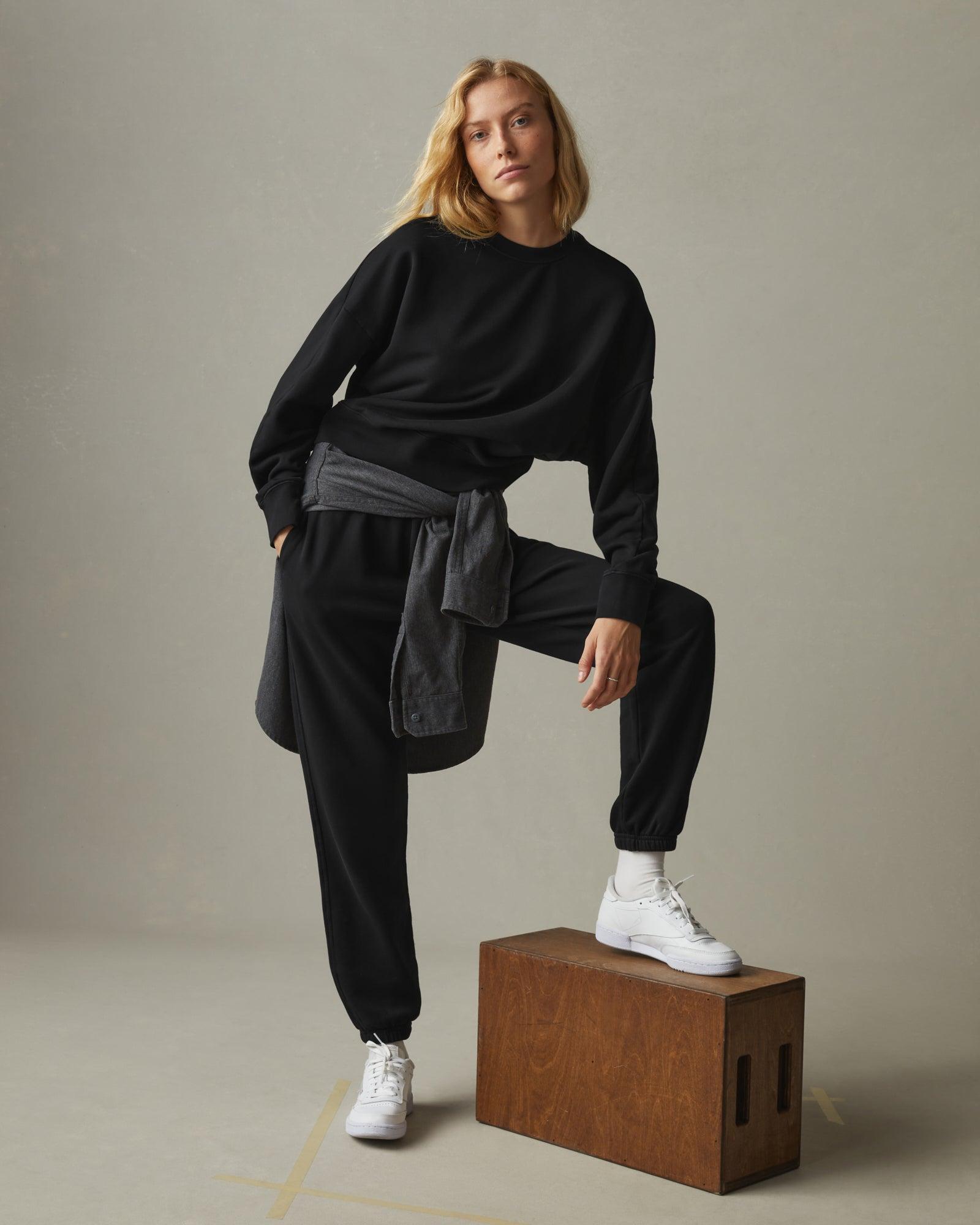 Premium Midweight Oversized Crew - Black Female Product Image