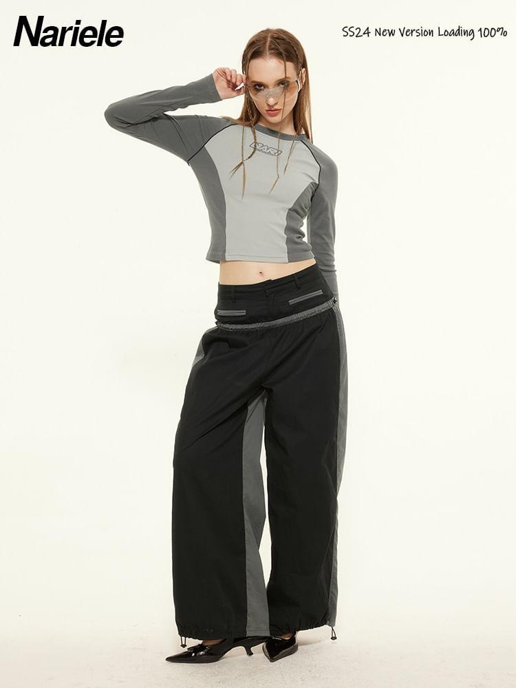 Long Sleeve Color-Block Lettering Print Slim-Fit Crop Top Product Image