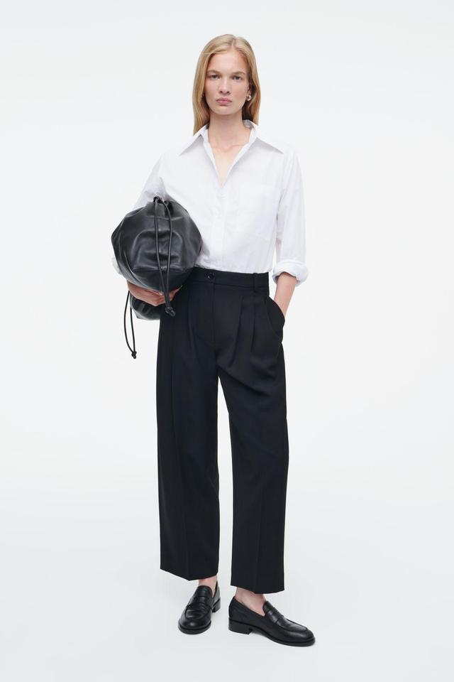 PLEATED BARREL-LEG WOOL-BLEND PANTS Product Image