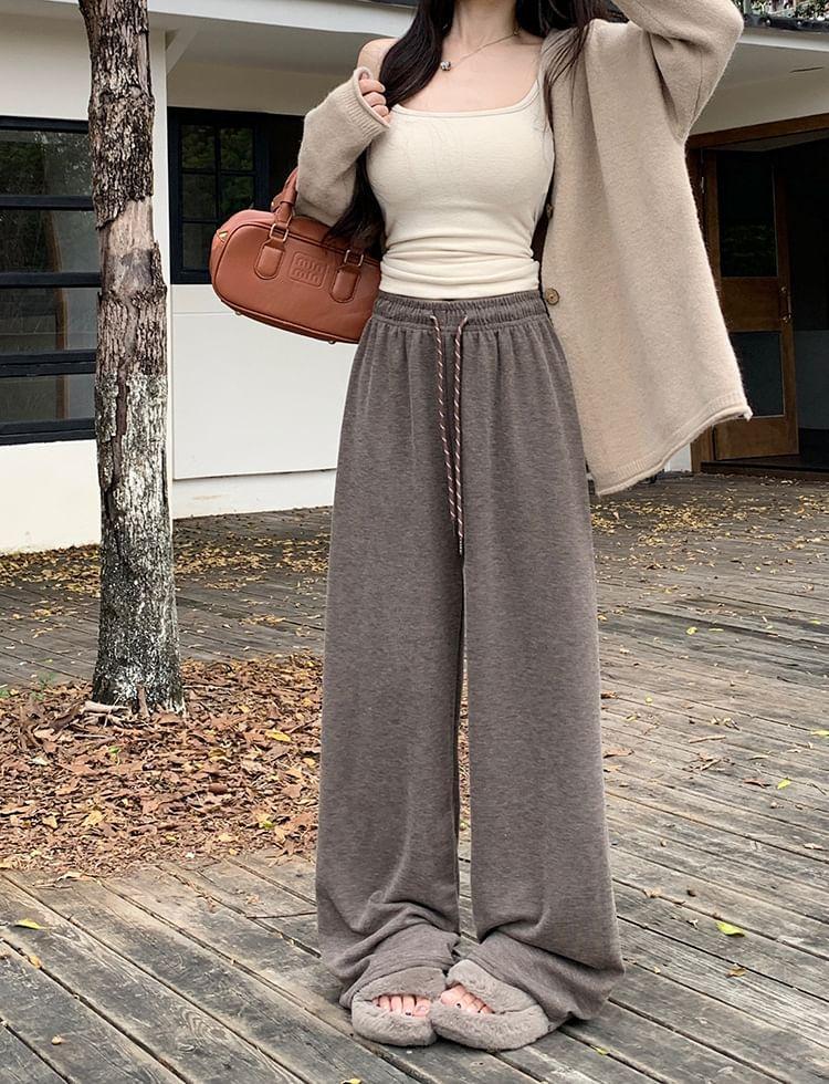 Drawstring Waist Plain Wide Leg Sweatpants Product Image