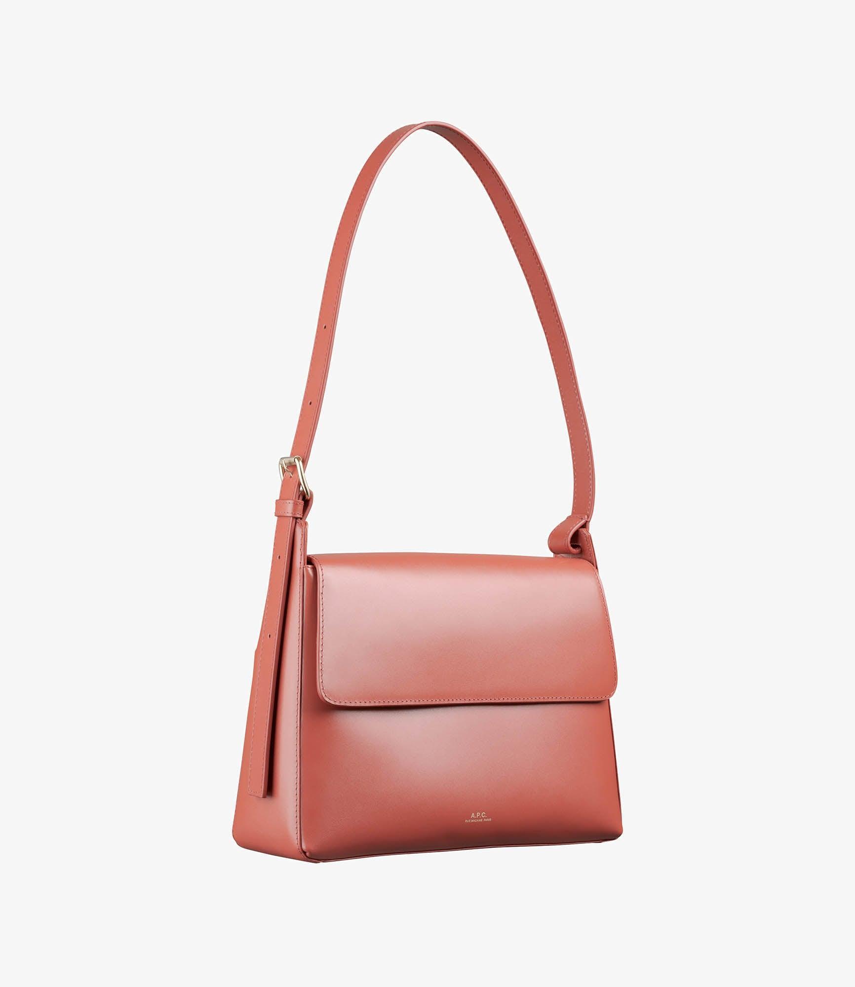 Virginie Flap bag Product Image