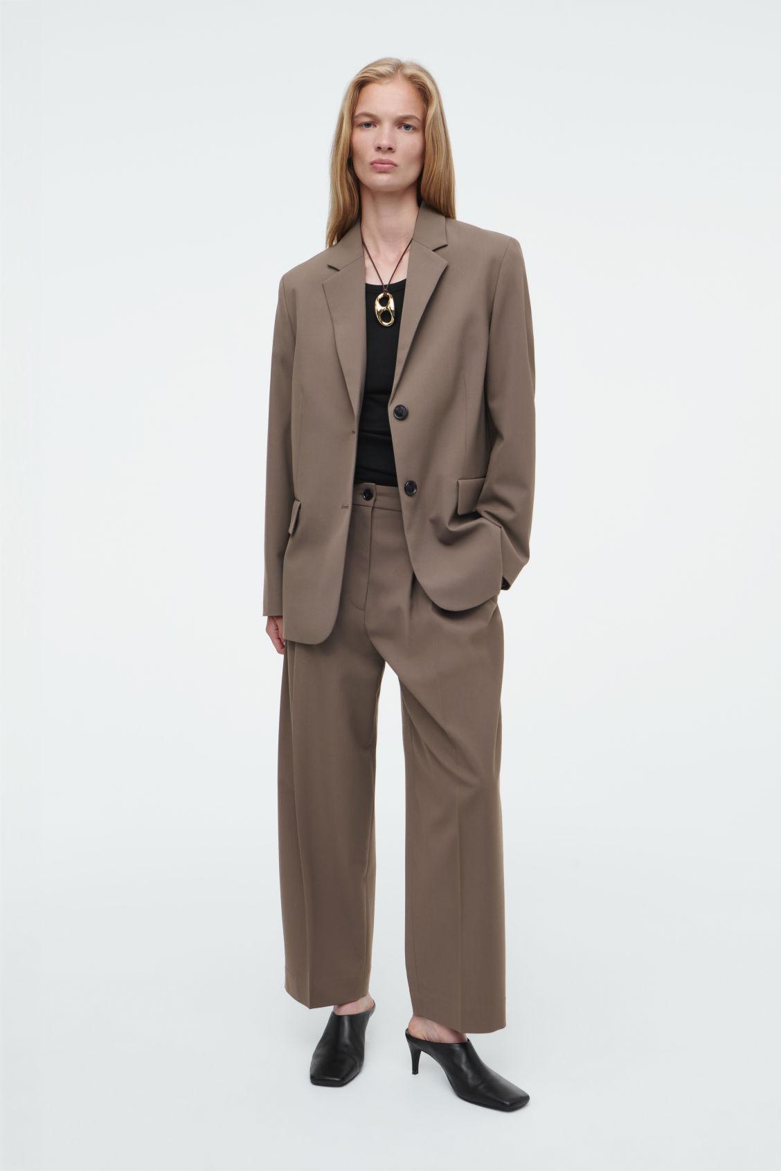 PLEATED BARREL-LEG WOOL-BLEND PANTS Product Image