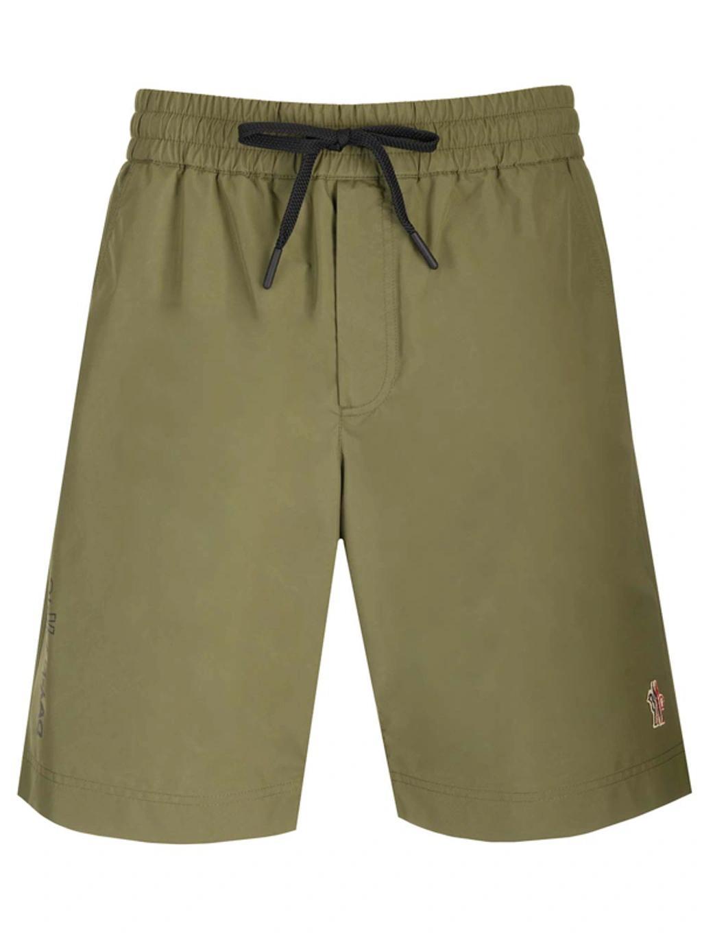 Outdoor Shorts In Green Product Image