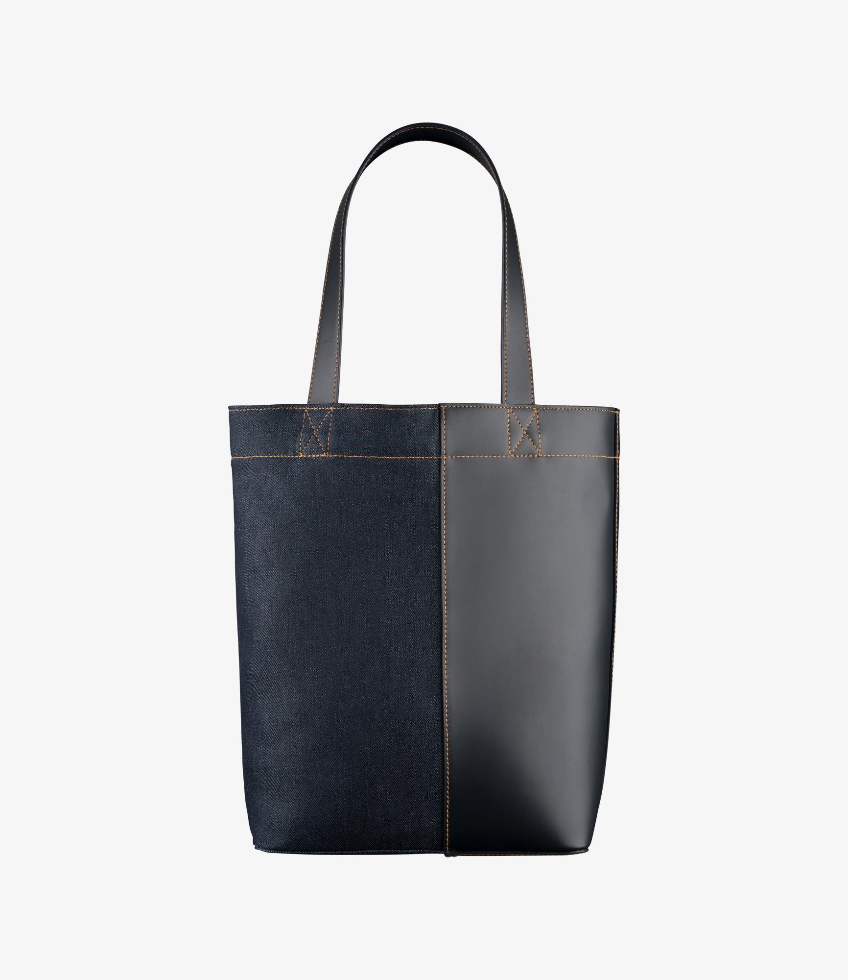 Axel N/S tote bag Product Image