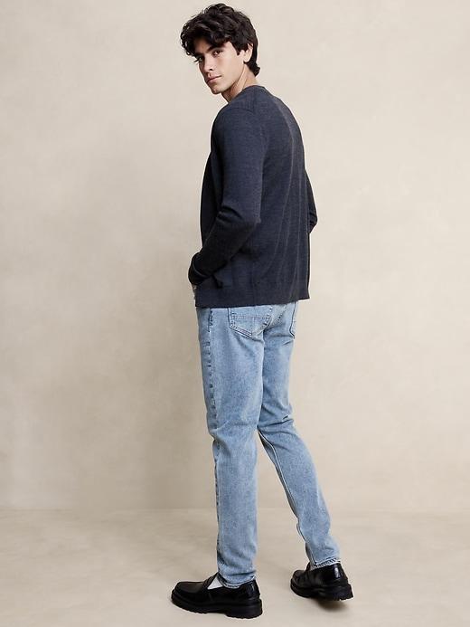 Slim Travel Jean Product Image