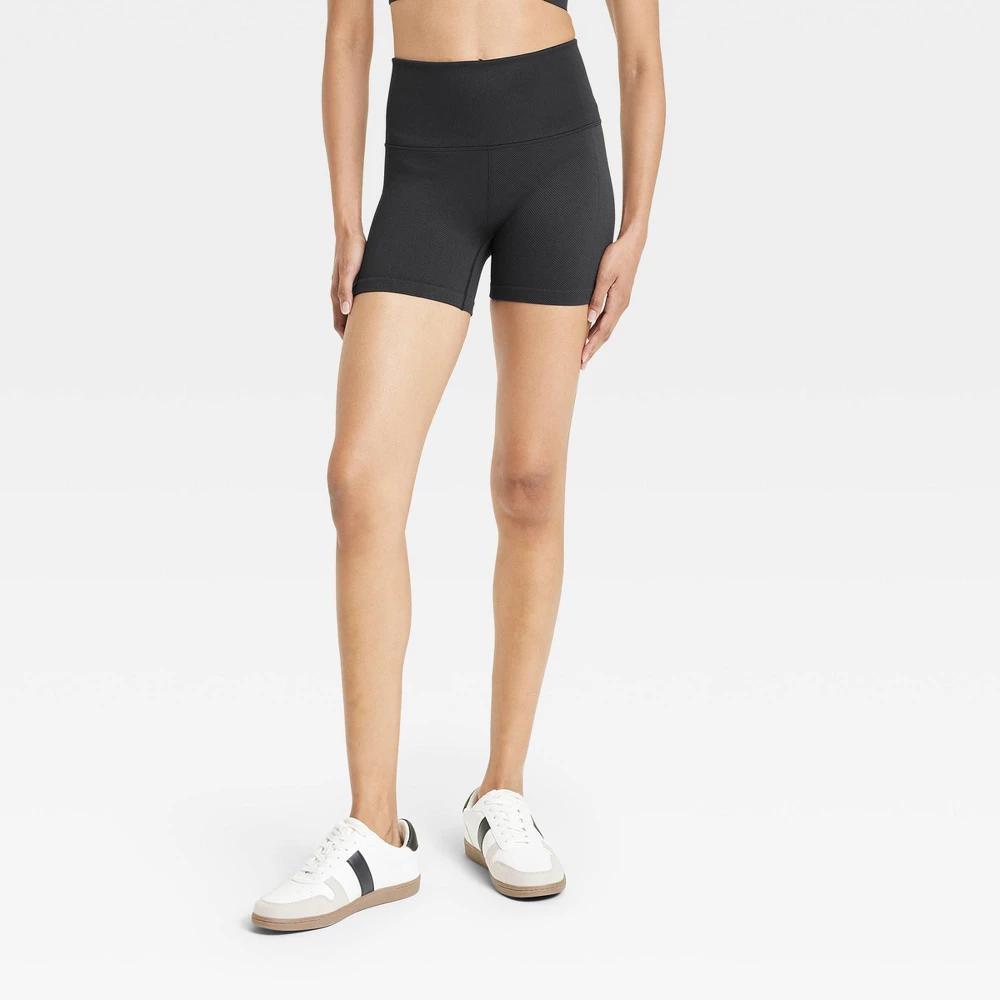 Womens Seamless High-Rise Ribbed Bike Shorts 4 - All In Motion Black XS product image