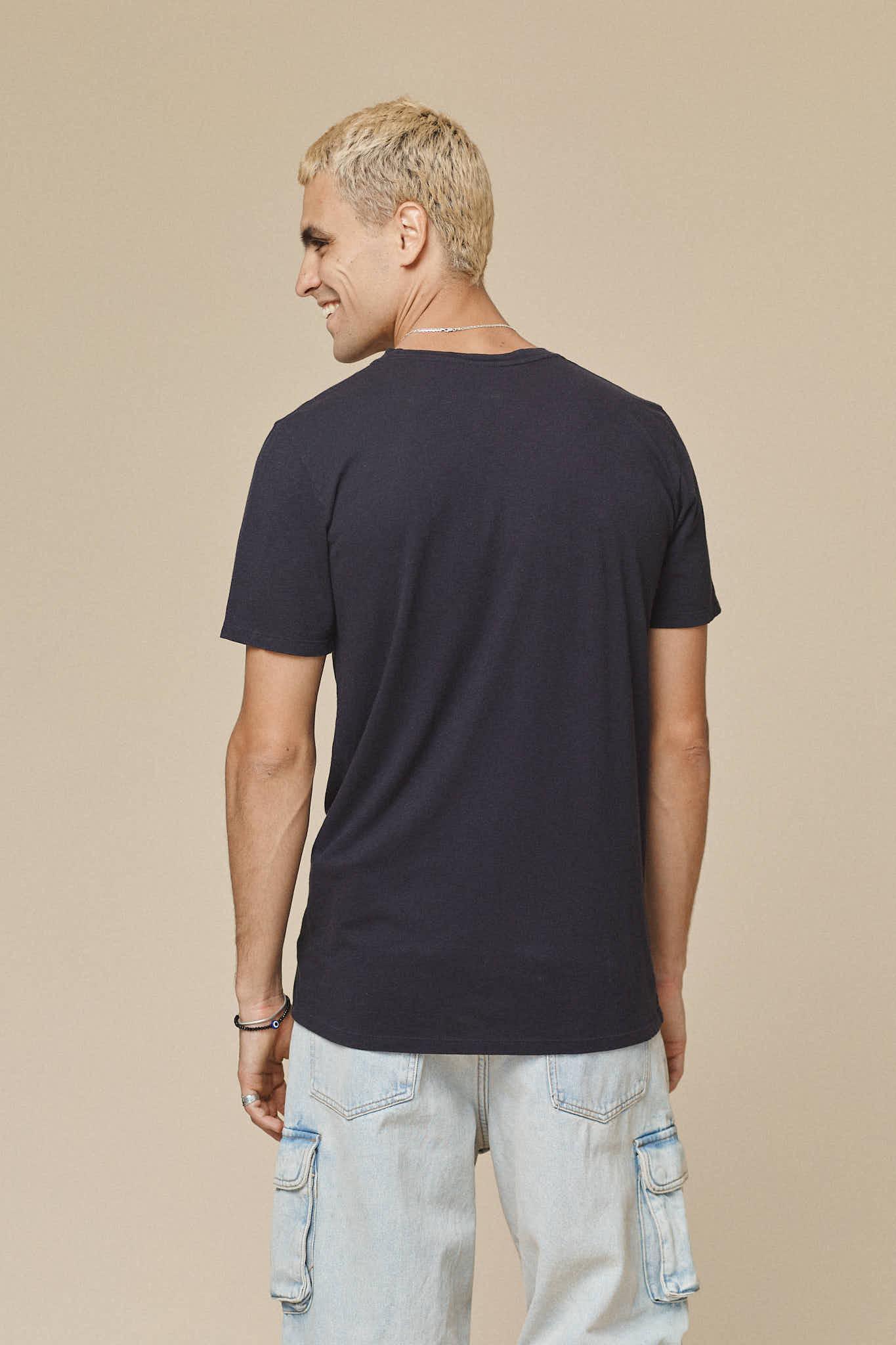 Basic Tee Male Product Image