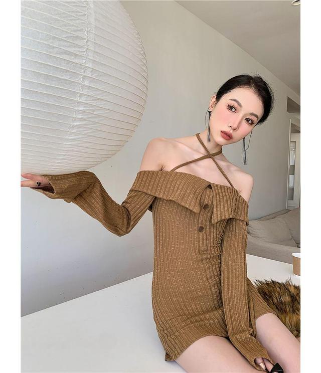 Long-Sleeve Cold-Shoulder Plain Ribbed Knit Mini Sheath Dress Product Image