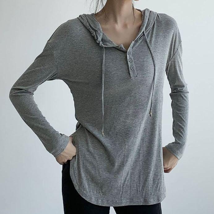 Long-Sleeve Half Buttoned Hooded Plain Sports Top Product Image