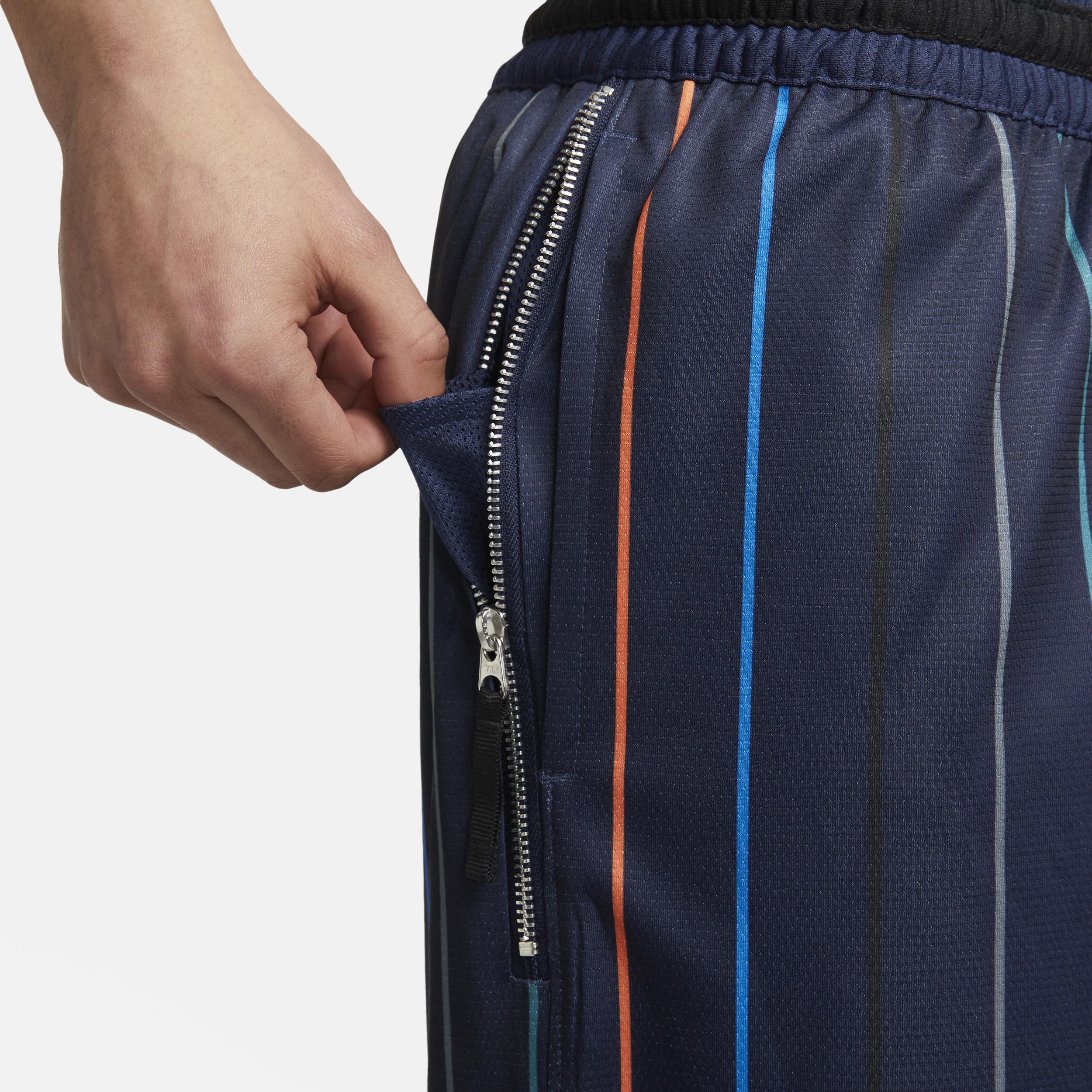 Nike Men's Dri-FIT DNA 10" Basketball Shorts Product Image