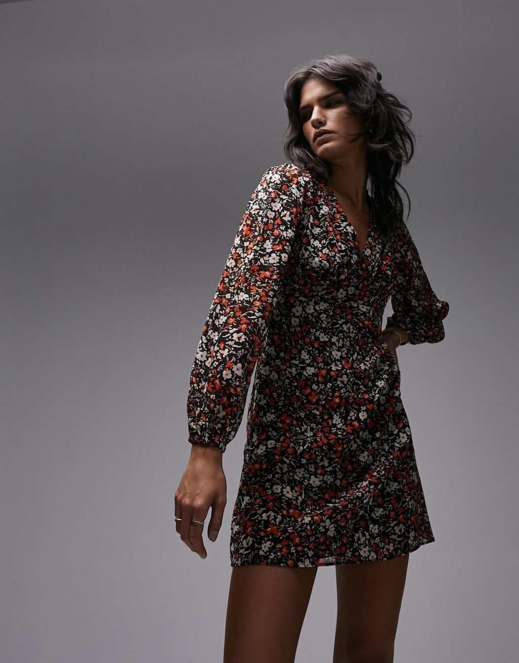 Topshop flippy mini tea dress in red ditsy floral print Product Image