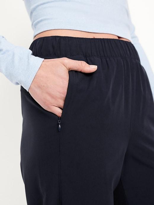 Mid-Rise StretchTech Tapered Run Pants Product Image