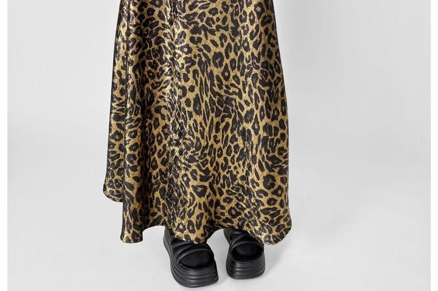 Low Waist Leopard Print Midi A-Line Skirt Product Image