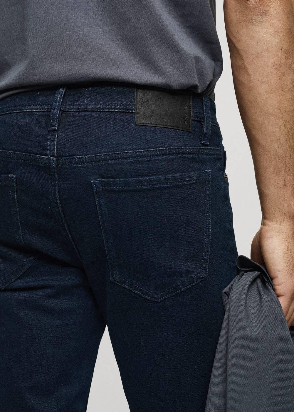 Jan slim-fit jeans - Men | MANGO USA Product Image