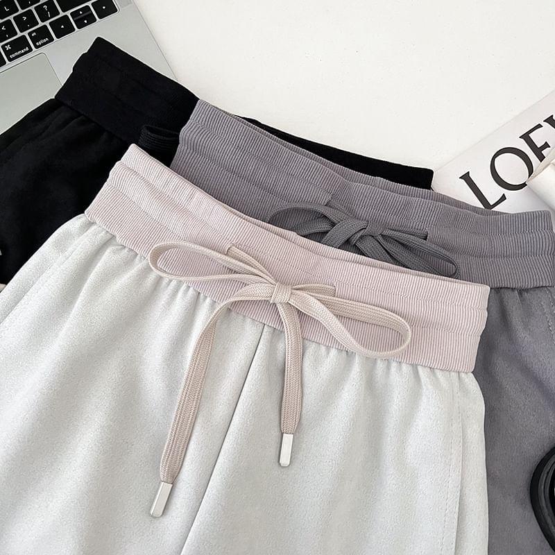 Drawstring Waist Plain Wide Leg Shorts Product Image