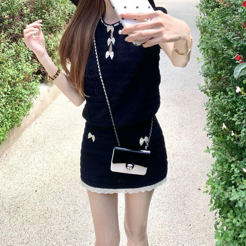 Set: Short-Sleeve Round Neck Bow T-Shirt + Mid Waist Lace Trim Mini Pencil Skirt Product Image