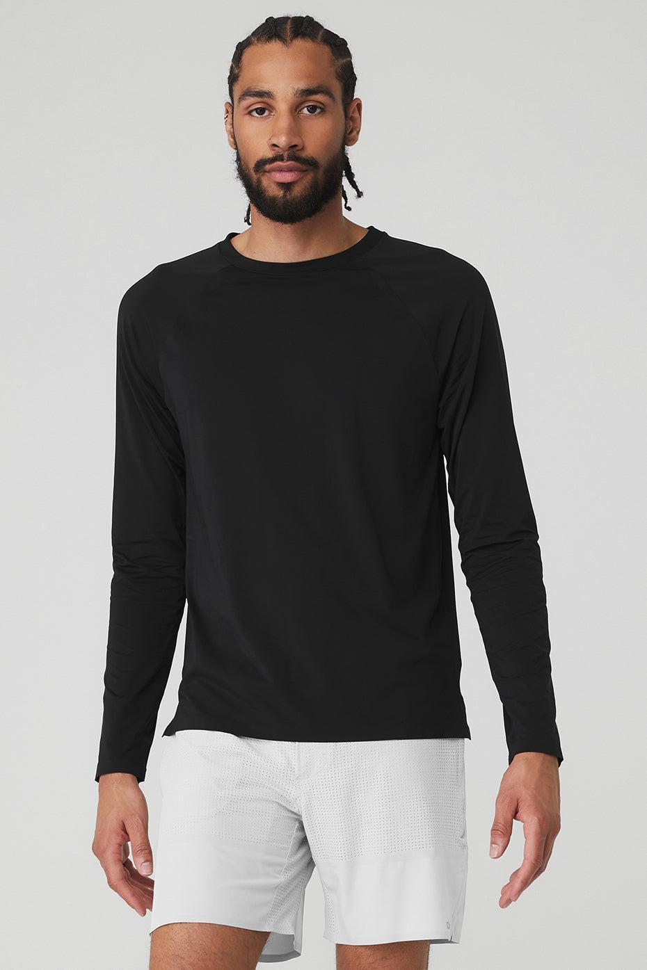 Idol Long Sleeve Performance Tee - Black Product Image