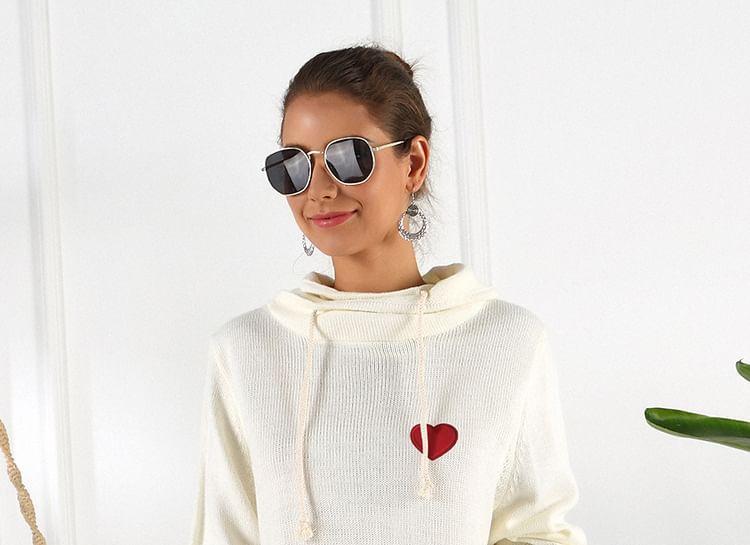 Heart Embroidery Knit Hoodie product image