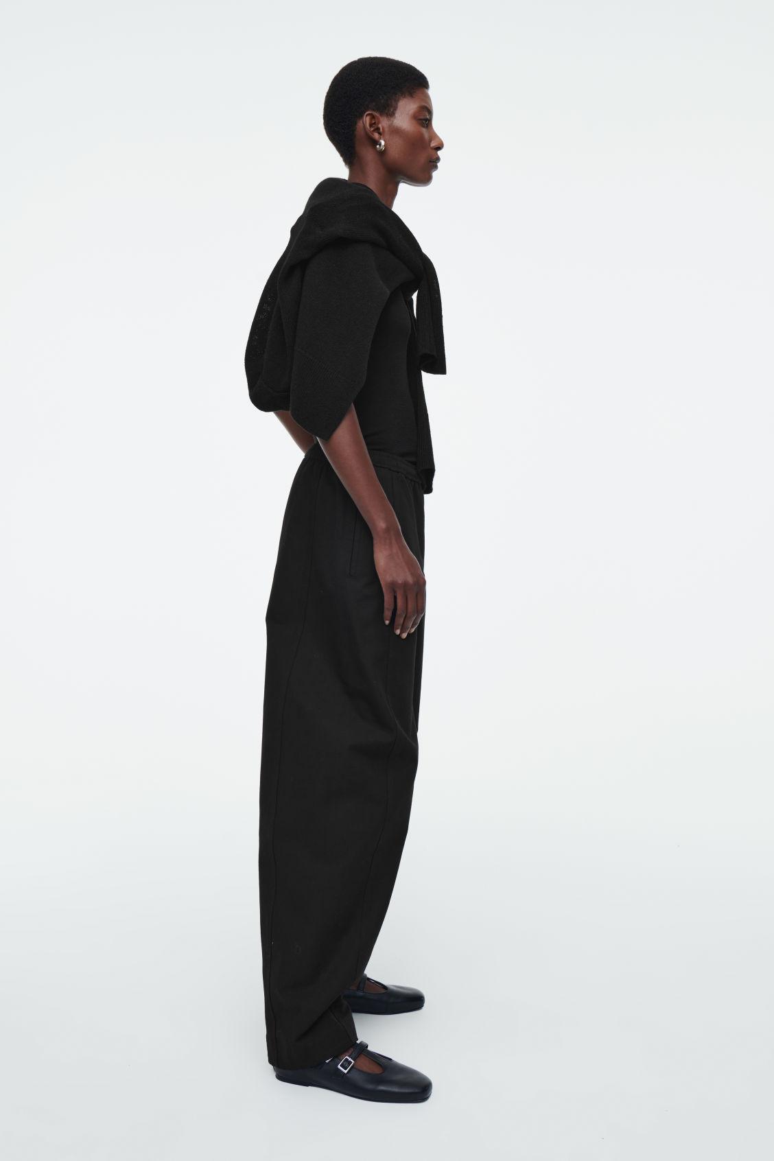 BARREL-LEG COTTON TROUSERS Product Image