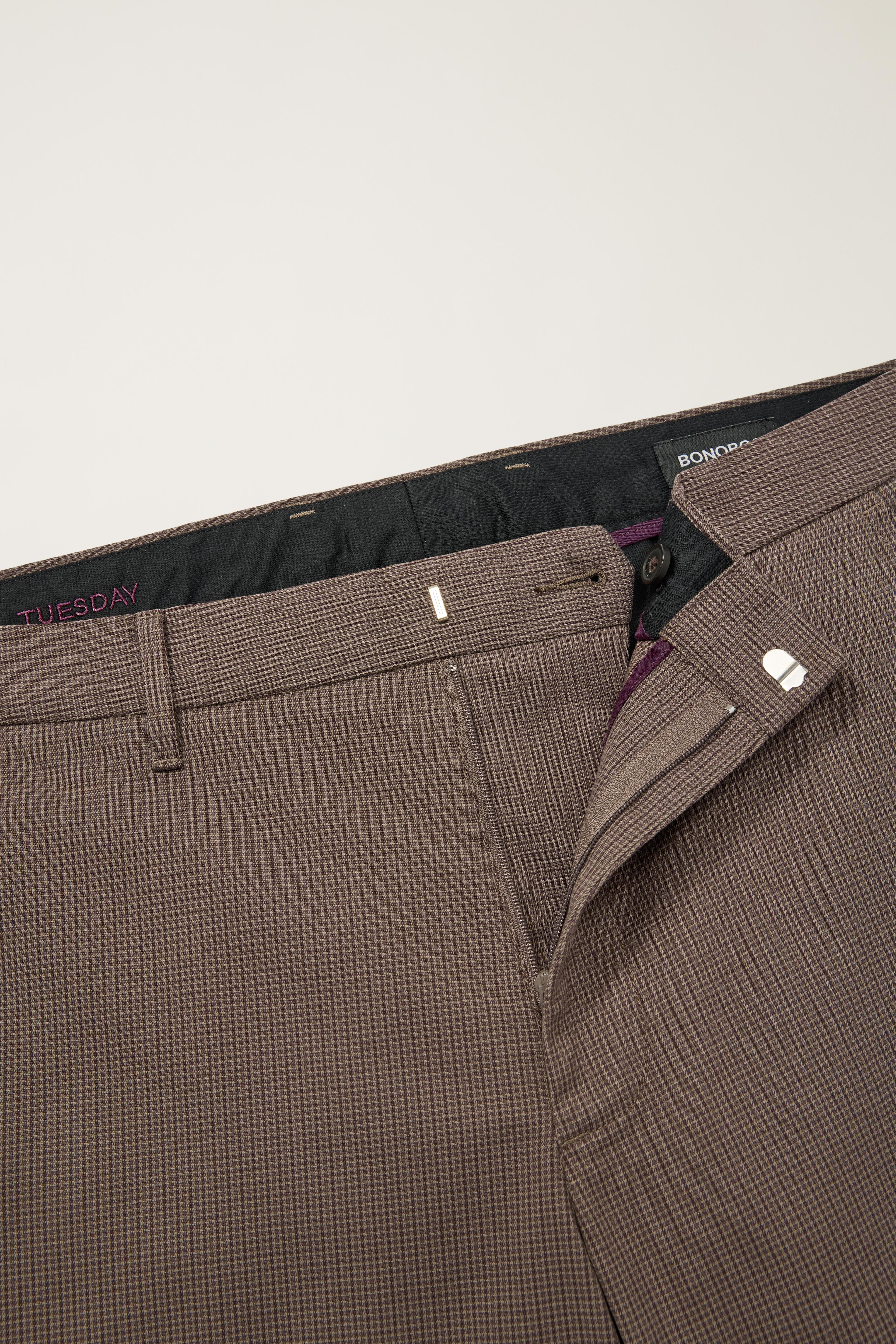 Weekday Warrior Dress Pants Product Image