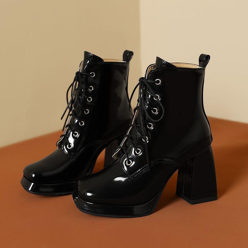 Block Heel Plain Lace-Up Short Boots Product Image