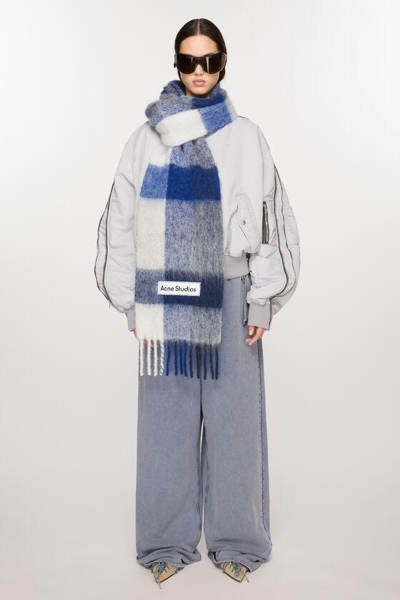 Mohair checked scarf Product Image