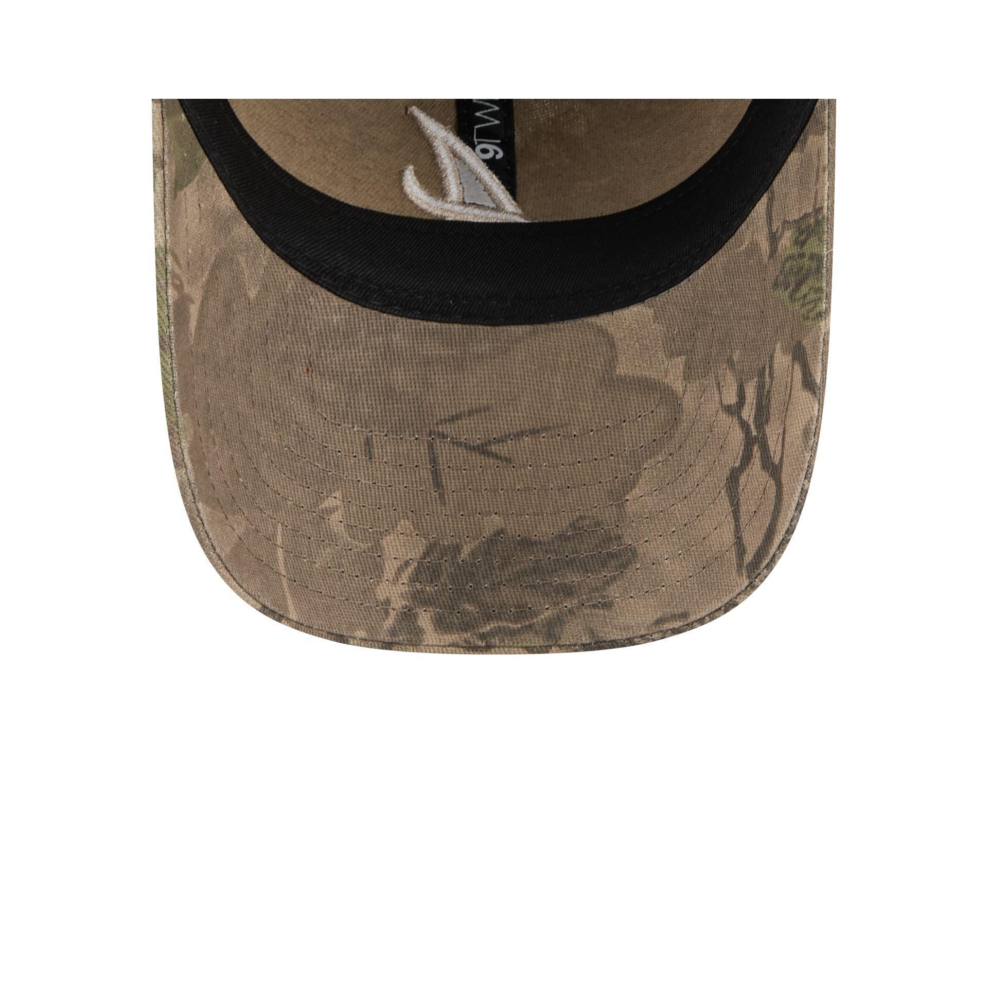 Atlanta Braves Leaf Camo 9TWENTY Adjustable Hat Male Product Image