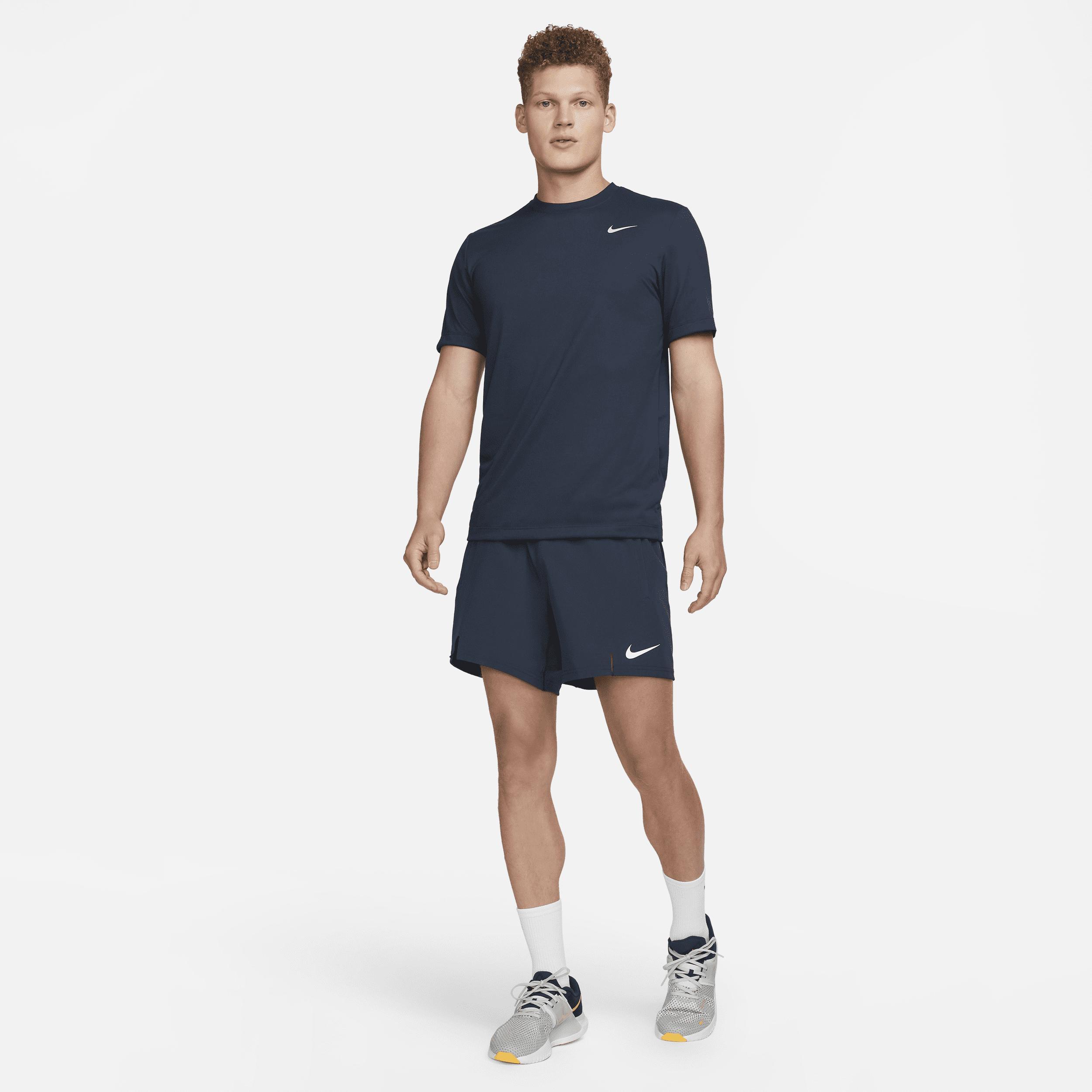 Nike Men's Dri-FIT Legend Fitness T-Shirt Product Image