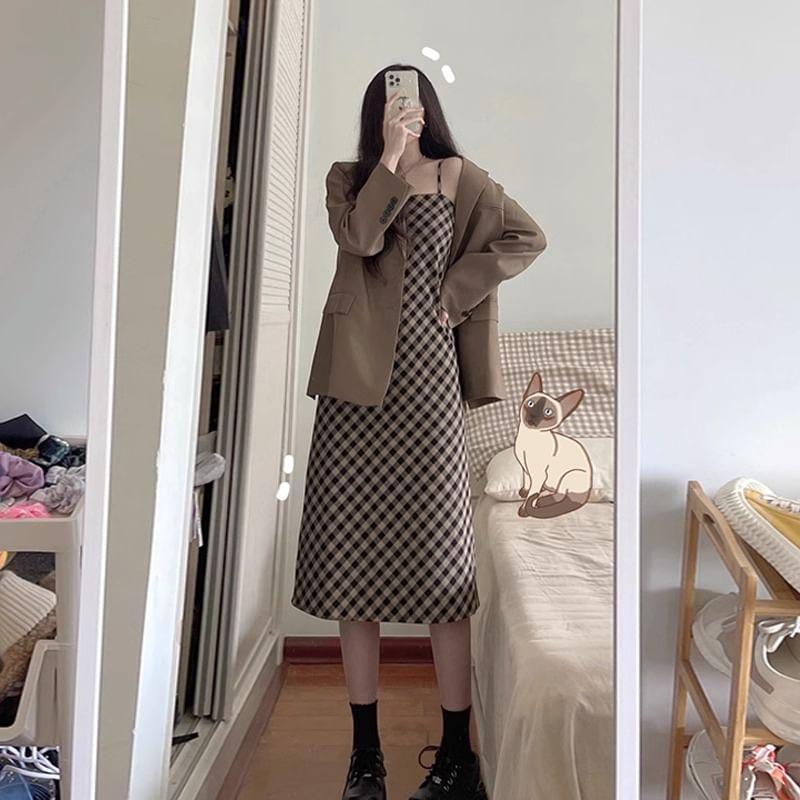 Plain Blazer / Spaghetti Strap Plaid Midi A-Line Dress Product Image