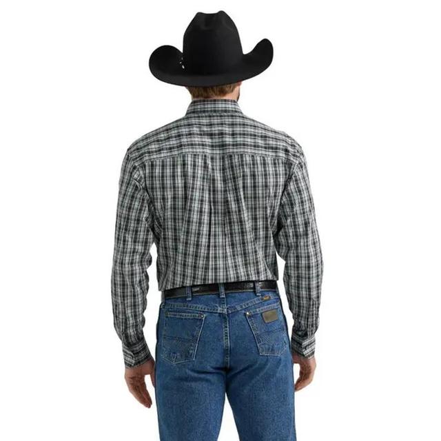 Wrangler® George Strait™ Men's L/S Navy Plaid Button Shirt Product Image