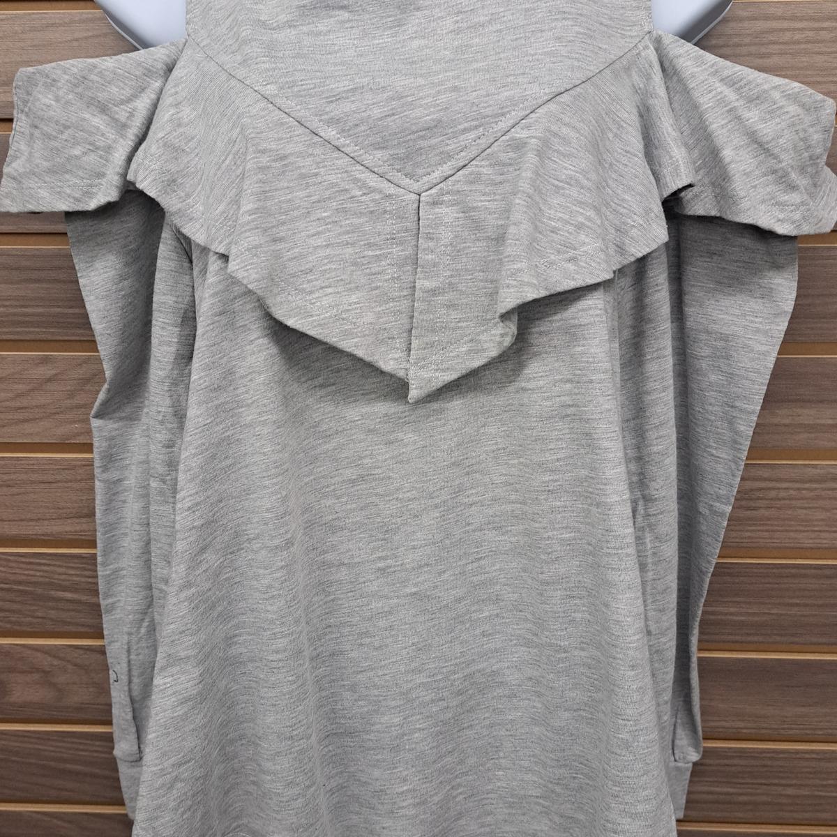 Cold shoulder gray long sleeve Product Image