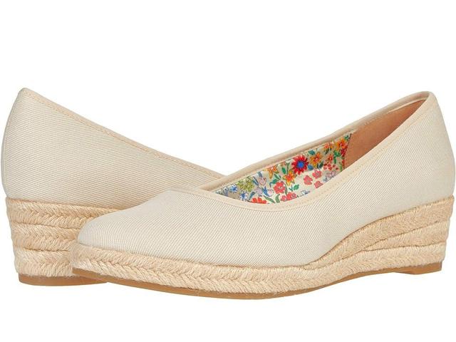 LifeStride Karma (Almond Milk) Women's Shoes Product Image