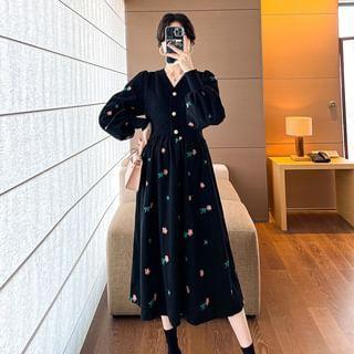 Maternity Long-Sleeve V-Neck Floral Embroidered Midi A-Line Knit Dress Product Image