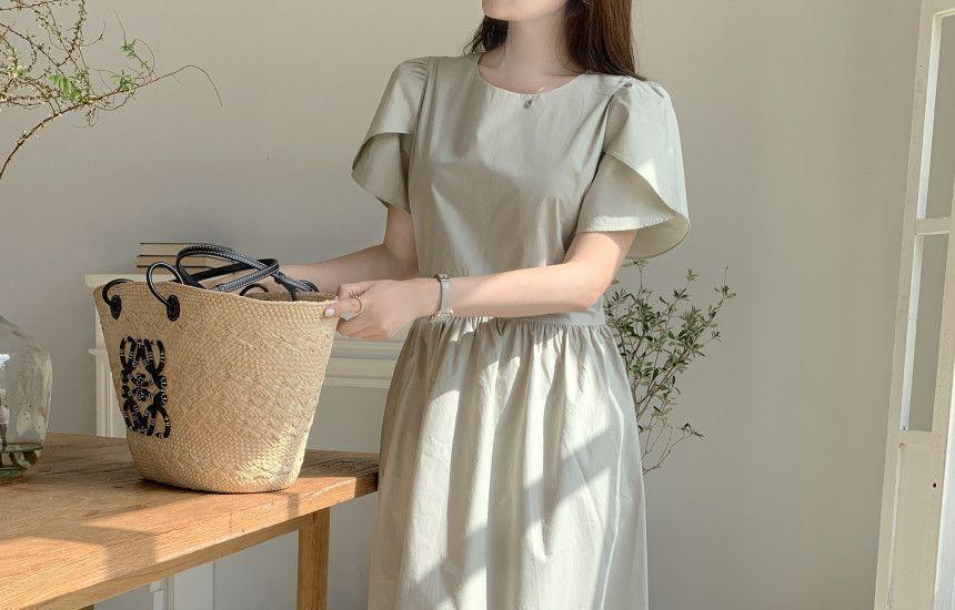 Short-Sleeve Crew Neck Plain Midi A-Line Dress Product Image