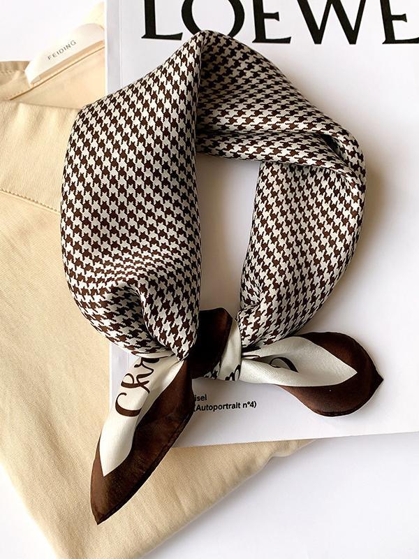 Square Houndstooth Letter Print Scarf Product Image