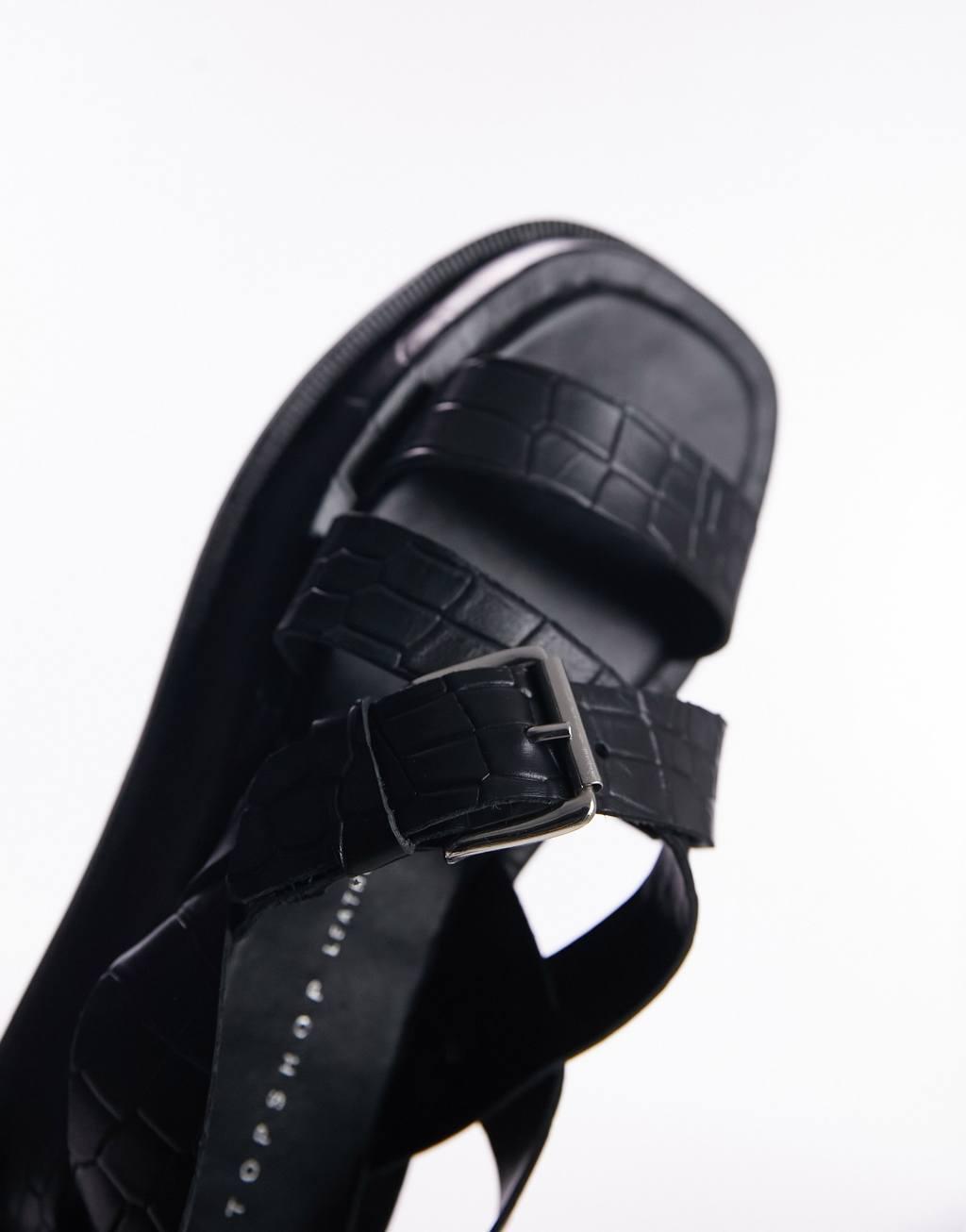 	Topshop Wide Fit Jax leather chunky flat sandal with buckle in black Product Image