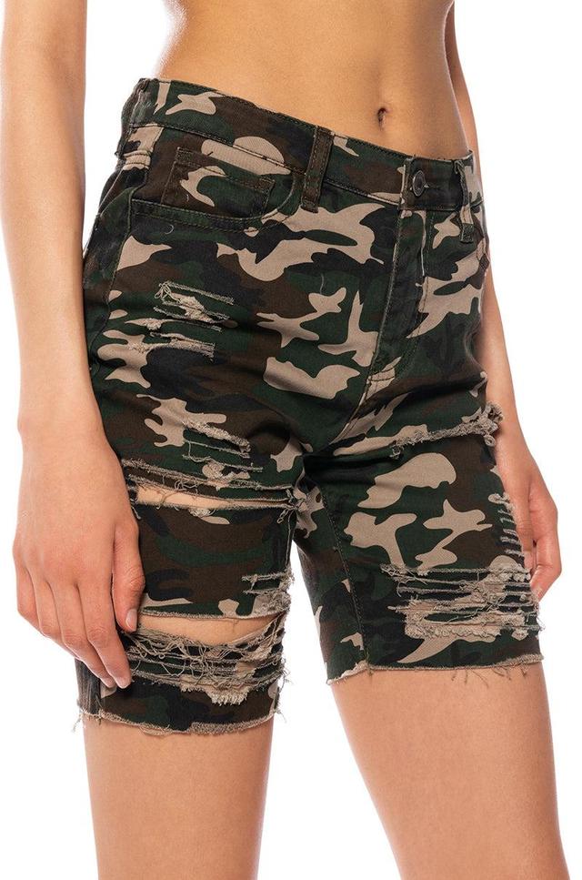 AT ATTENTION SHREDDED CAMO SHORT Product Image