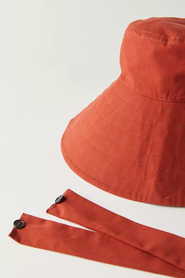 Shoreline Bucket Hat Product Image