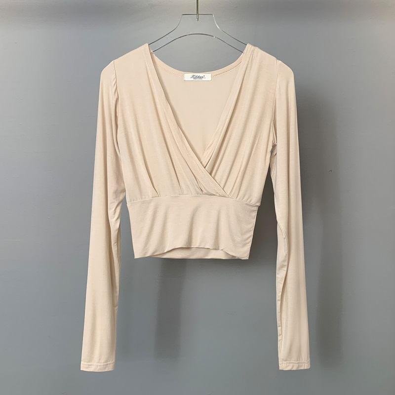 Long-Sleeve V-Neck Plunge Plain Slim Fit Crop Tee Product Image