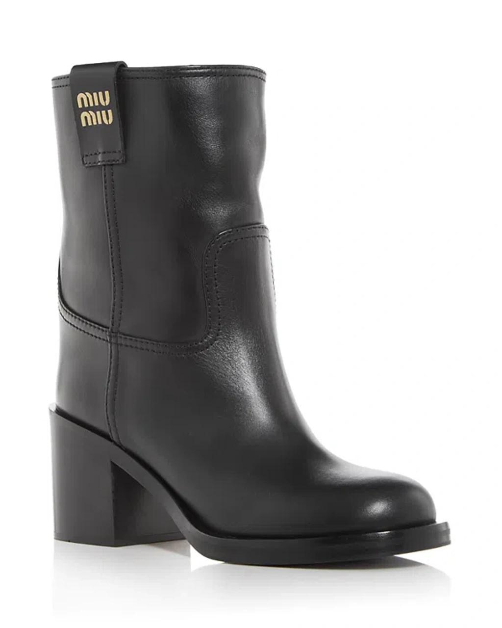 Leather Booties In Nero product image