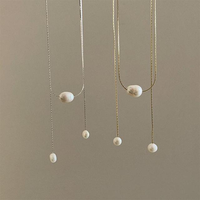 Faux Pearl Necklace Product Image