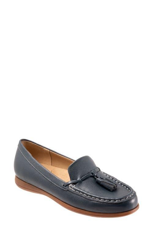 Trotters Dawson Tassel Loafer Product Image