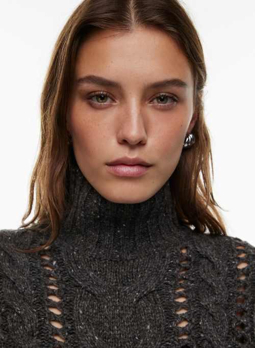 doris turtleneck Product Image