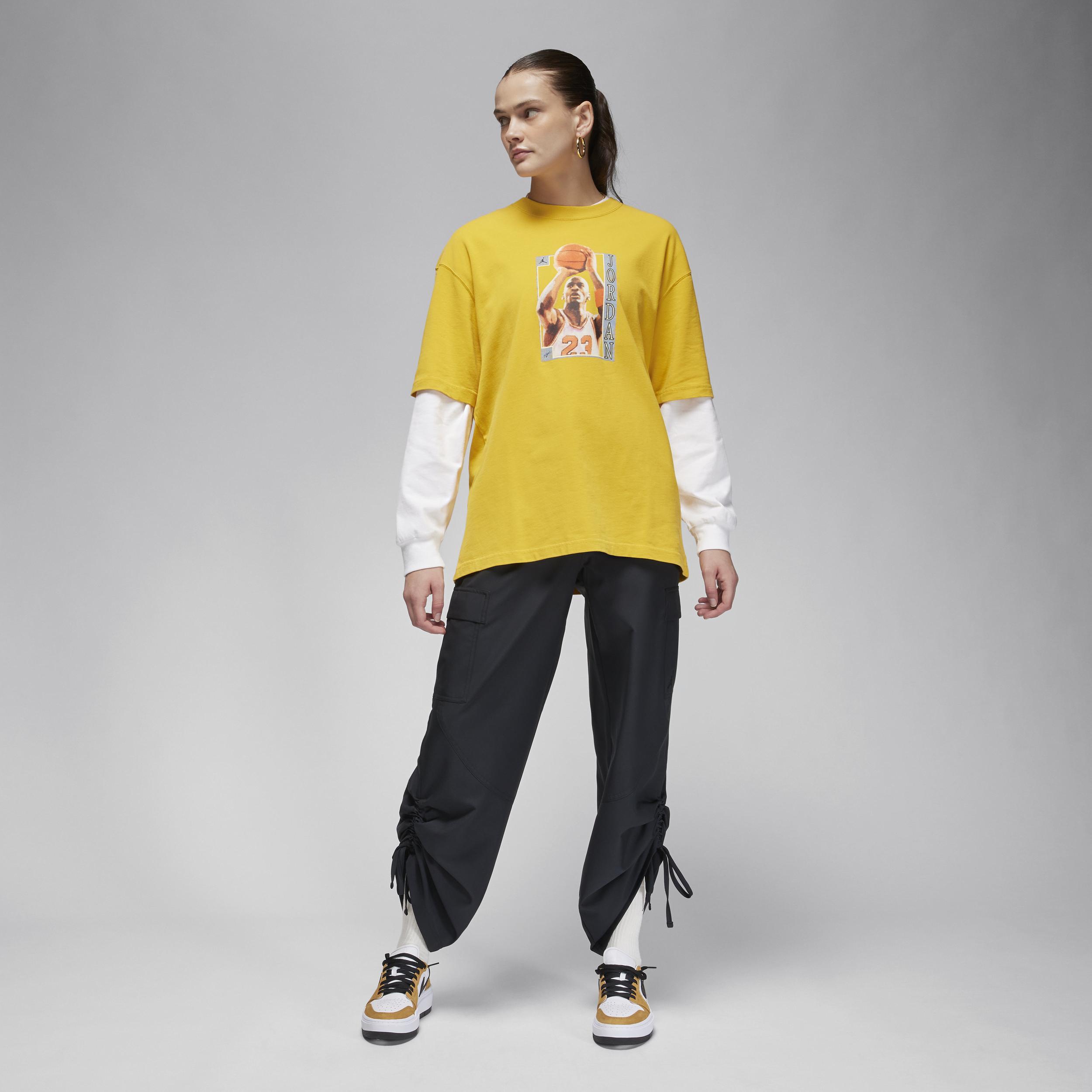 Jordan Women's Oversized Graphic T-Shirt Product Image